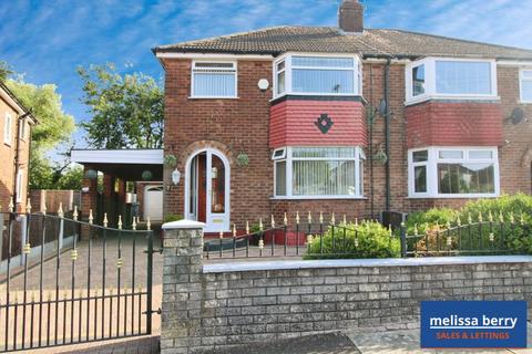 Kenmore Road, Manchester M45 3 bed semi