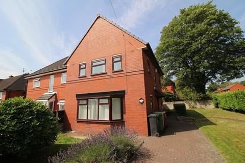 Chestnut Drive Westhoughton Bolton... 3 bed semi