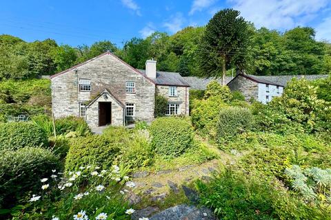 Dolwyddelan 6 bed house for sale