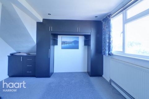 Kenmore Avenue, Harrow 4 bed semi