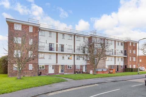 Victor Approach, Hornchurch, Essex 2 bed maisonette for sale