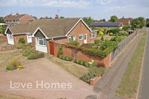 Elmwood Crescent, Flitwick 3 bed semi