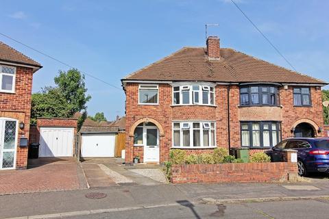 Denmead Avenue, Wigston 3 bed semi