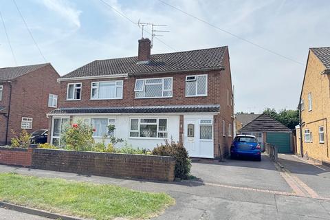 The Gardens, Kenilworth 4 bed semi