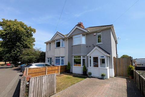 Redhill Avenue, Bournemouth BH9 3 bed semi