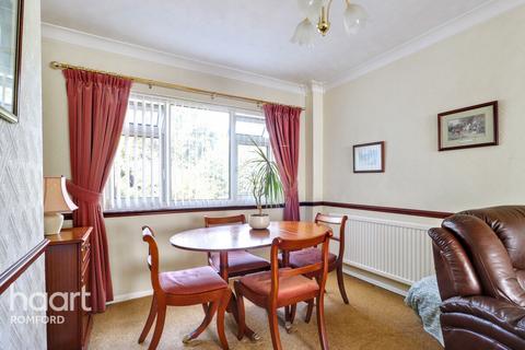 Eastbrook Drive, Romford, RM7 0YT 3 bed terraced house for sale