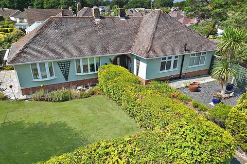 Carisbrooke Way, Highcliffe, Dorset.... 2 bed detached bungalow for sale