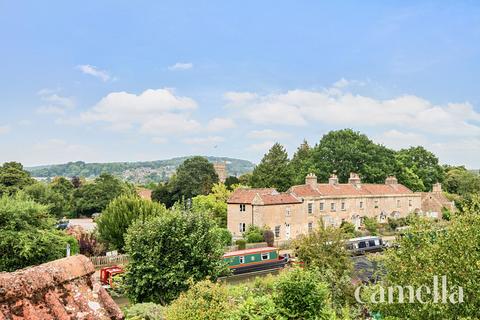 Harbutts, Bath BA2 2 bed terraced house for sale