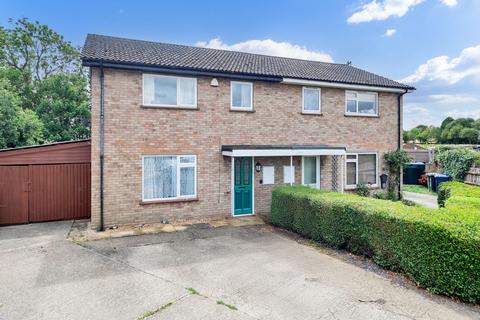 Meadowcroft Way, Royston SG8 3 bed semi