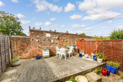 Jubilee Terrace, Dorking RH4 2 bed end of terrace house for sale