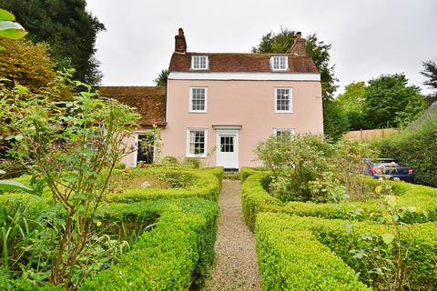 100 Station Road, Sawbridgeworth... 5 bed detached house for sale