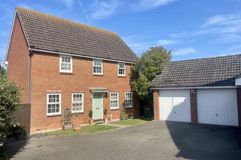 Saxmundham 4 bed detached house for sale