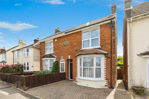 Albemarle Road, Ashford, TN24 0 2 bed semi