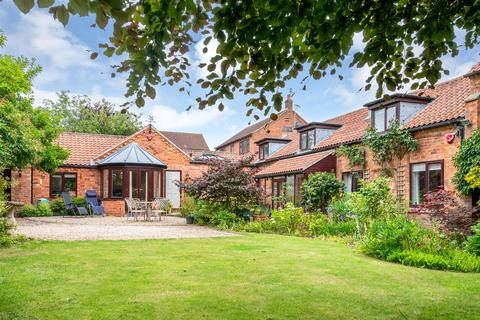 Main Street, Cropwell Butler 3 bed semi