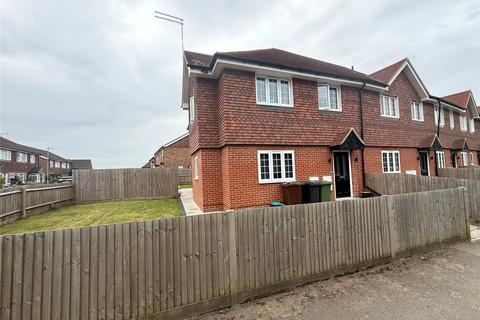 Bishop Close, High Haden, TN26 3 bed end of terrace house for sale