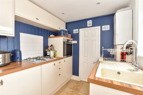 Lower Highland Road, Ryde, Isle of Wight 3 bed end of terrace house for sale