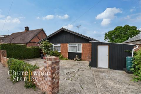 Lee Road, Harwich, CO12 3 bed detached bungalow for sale