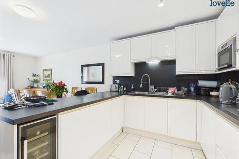 Manton Road, Lincoln, LN2 2 bed flat for sale