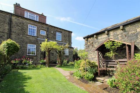 Towngate, Sowerby Bridge 5 bed semi