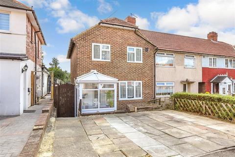 Elaine Avenue, Rochester ME2 3 bed end of terrace house