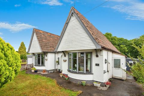New Road, Lydney GL15 3 bed detached house for sale