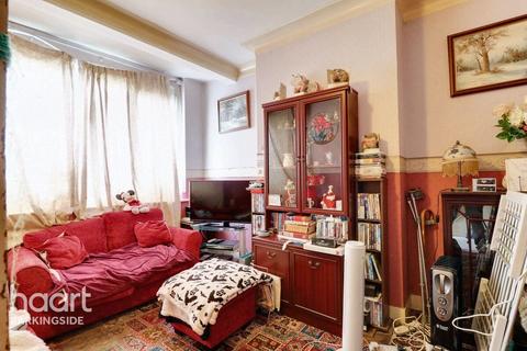 Horns Road, Barkingside 3 bed end of terrace house for sale