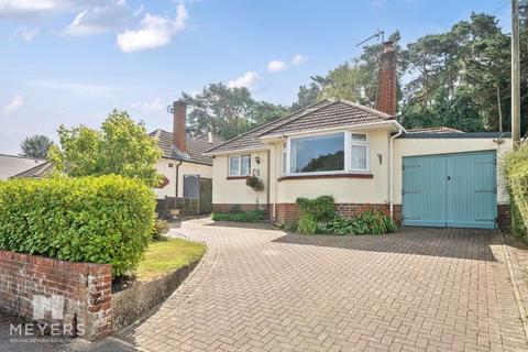 Abbotsbury Road, Broadstone, BH18 3 bed detached house for sale