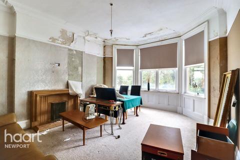 Fields Road, NEWPORT 3 bed flat for sale