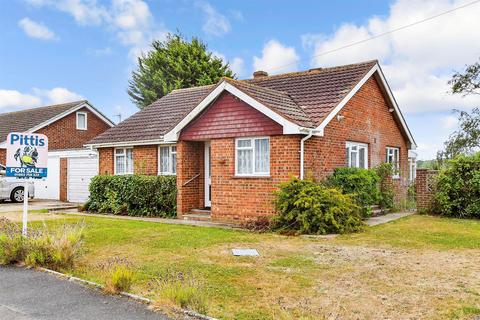 Golden Ridge, Freshwater PO40 3 bed detached bungalow for sale