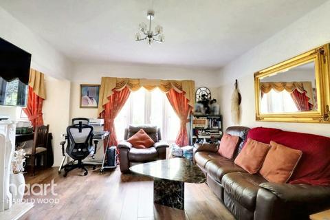 Wrexham Road, Harold Hill 3 bed semi