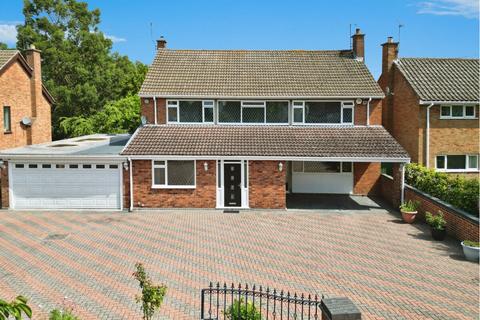 Leicester LE2 5 bed detached house for sale