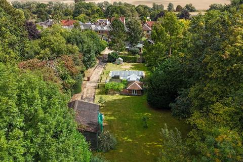 Buntingford SG9 4 bed character property for sale
