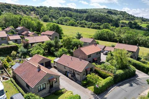 8 Hermitage Way, Eskdaleside, Sleights 2 bed detached bungalow for sale