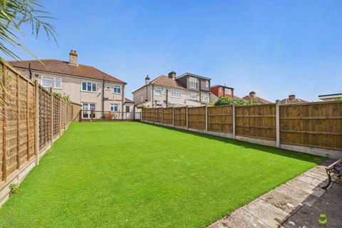 CRANBROOK ROAD, BEXLEYHEATH, DA7 3 bed semi
