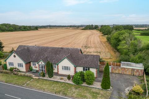 Main Road, Mundon, Maldon 5 bed detached bungalow for sale