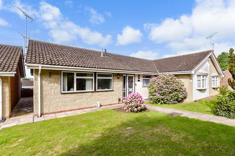 Birkdale Drive, Folkestone CT19 2 bed bungalow for sale