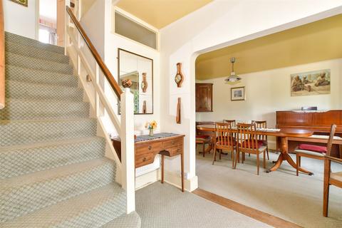 The Common, Cranleigh, Surrey 4 bed semi