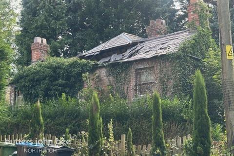 cuddington Lane, Northwich 3 bed property for sale