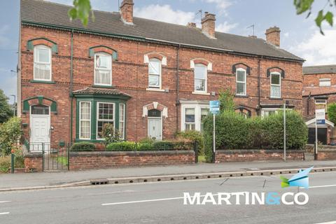 Leeds Road, West Yorkshire WF1 4 bed terraced house for sale