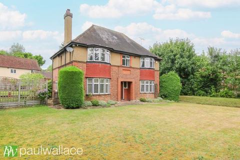 Prime Location, 0.25 Acre Plot... 4 bed detached house for sale
