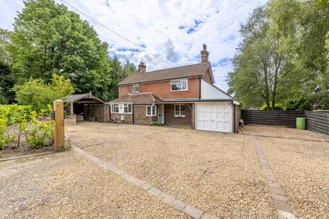 London Road, Crowborough 3 bed detached house for sale