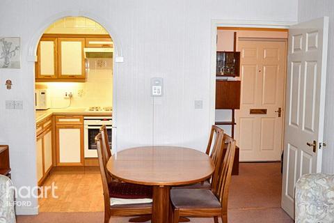 Brancaster Road, Ilford 2 bed retirement property for sale
