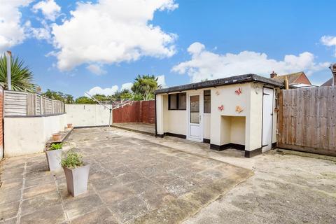Kingston Avenue, Margate, Kent 2 bed end of terrace house for sale