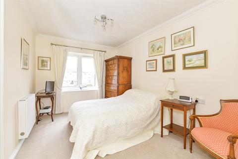 The Hornet, Chichester, West Sussex 1 bed apartment for sale