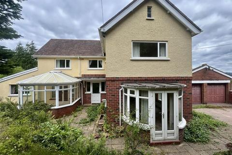Blaenavon Road, Abergavenny NP7 4 bed detached house for sale