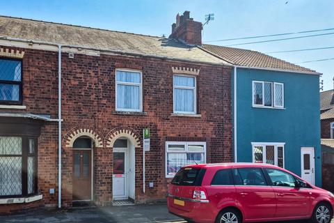 Walter Street, Withernsea 3 bed terraced house for sale