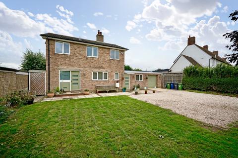 Stow Road, Spaldwick, PE28 4 bed detached house for sale