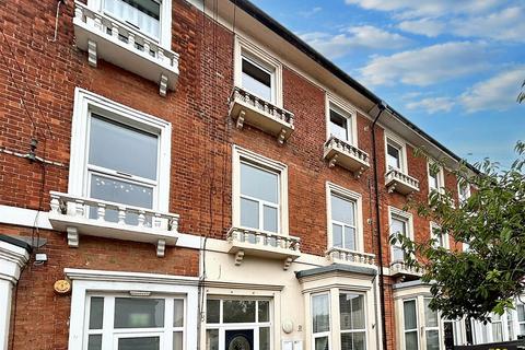 DORCHESTER ROAD, LODMOOR, WEYMOUTH... Studio for sale