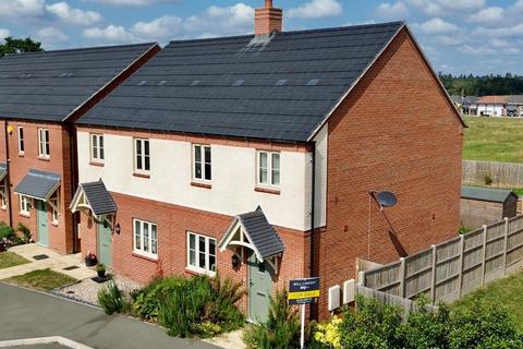 Seddon Gardens, Leighton Buzzard LU7 3 bed semi