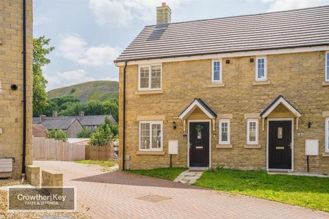 Curlew Avenue, Buxton 3 bed semi